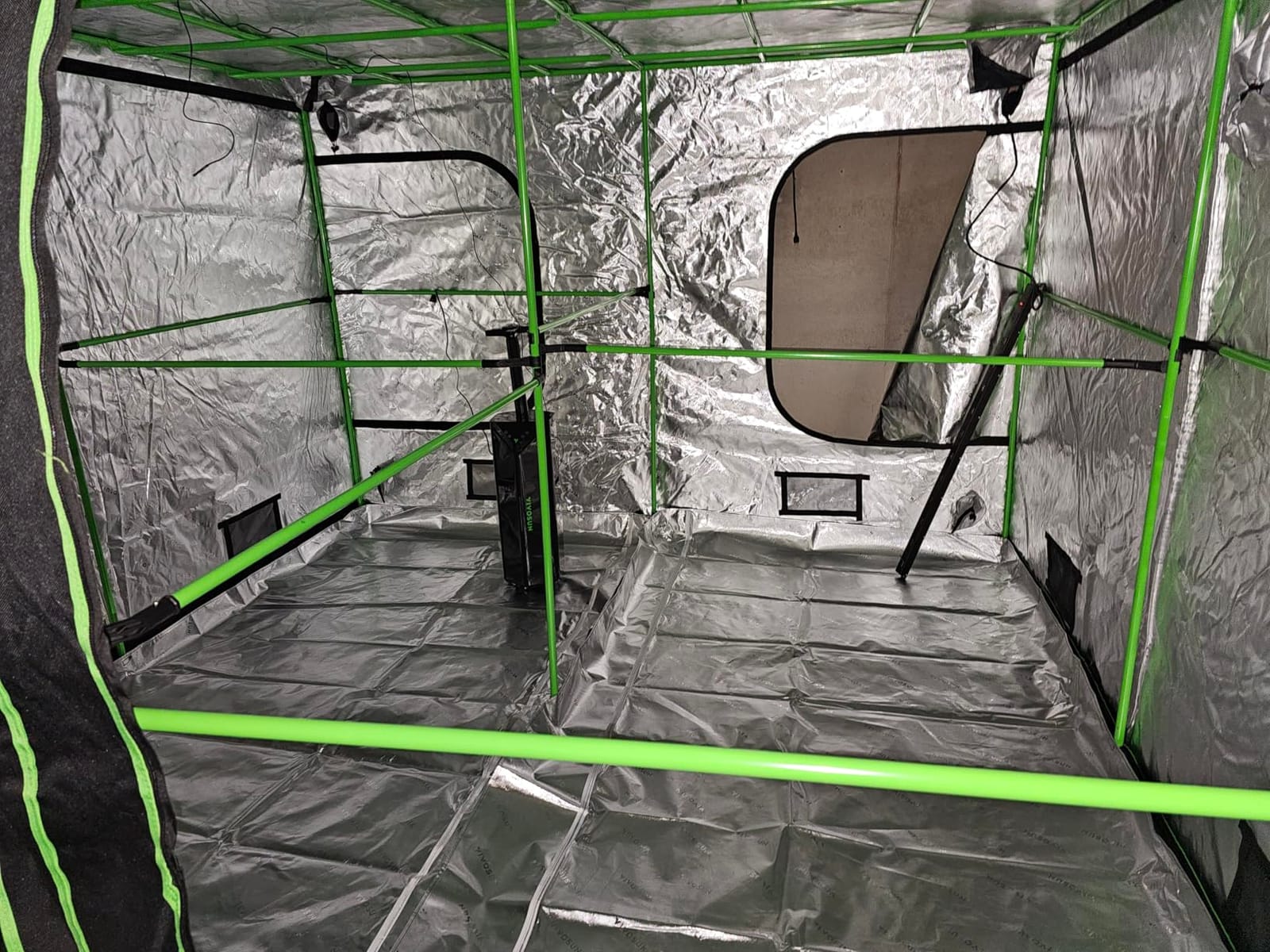 VIVOSUN P448 4x4 PRO Grow Tent with High CFM Kit, 48