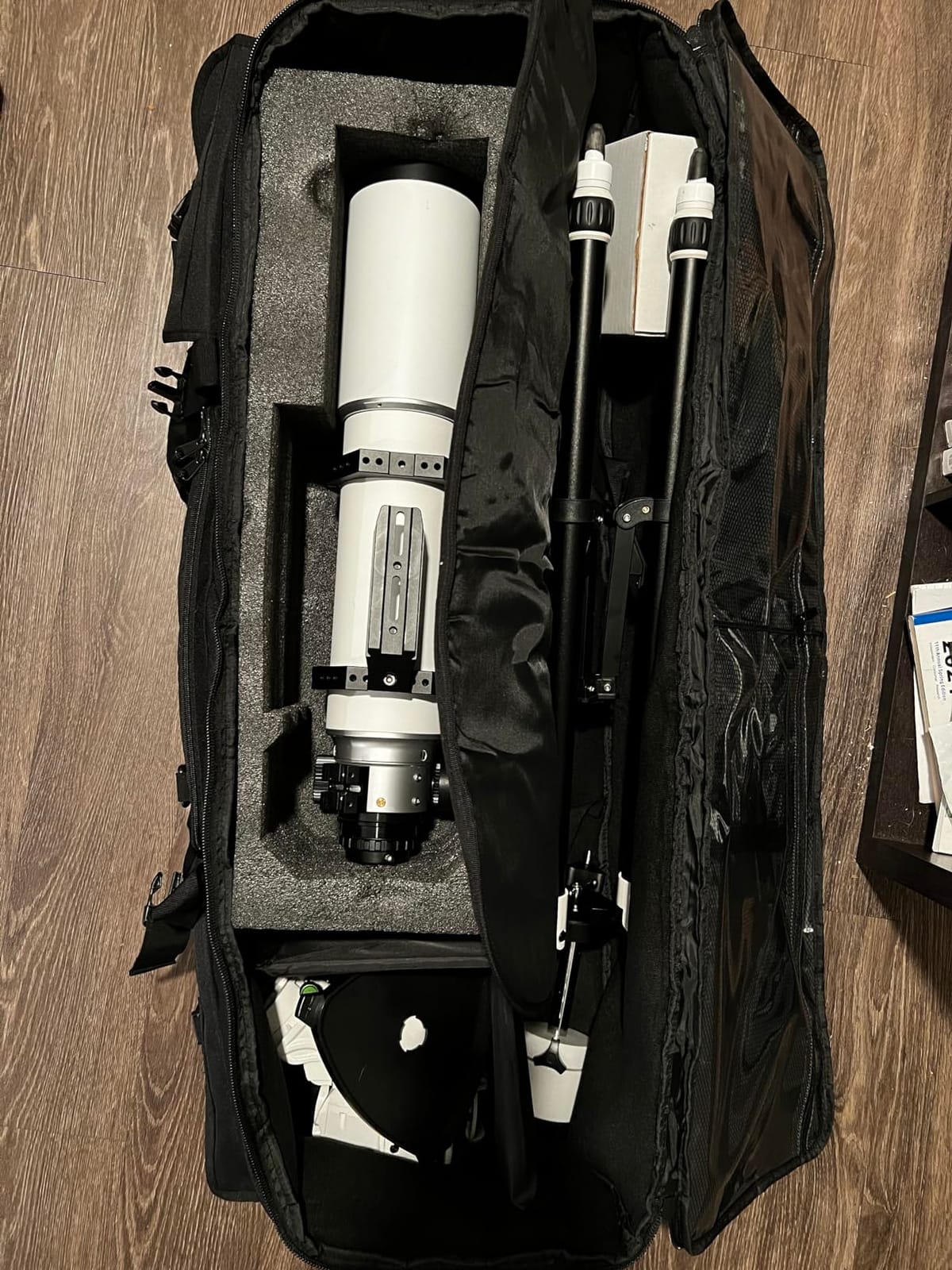 HODRANT Large Telescope Carrying Case Compatible with Celestron Telescope customer photo 2