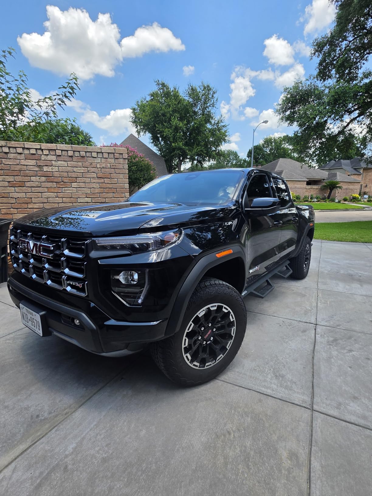 Tyger Auto LanderX Running Board Compatible with 2015-2026 Chevy Colorado GMC Canyon | Crew Cab | TG-LX3C82388 | Drop Step Side Step Rail Nerf Bars customer photo 1