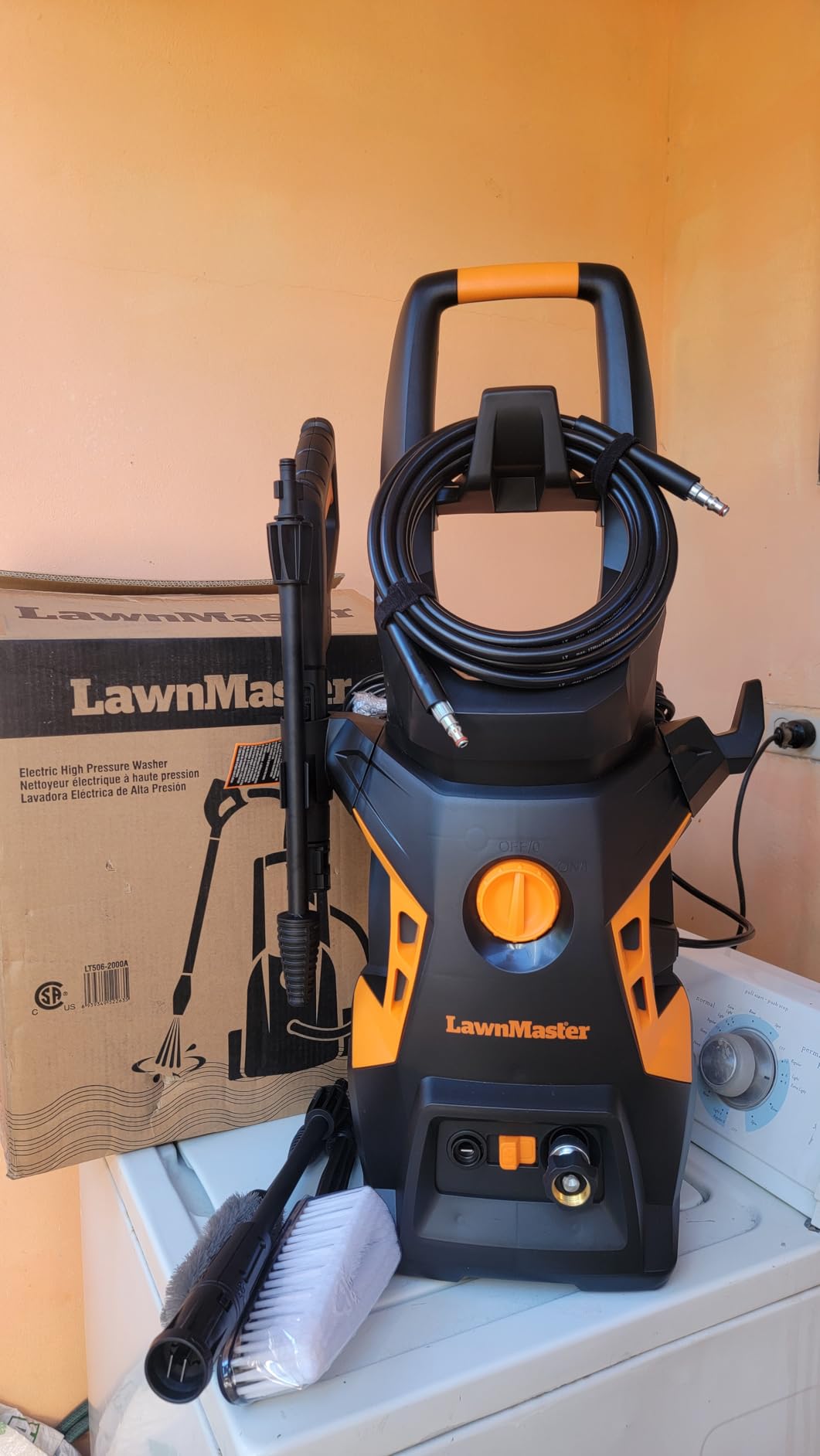 LawnMaster LT506 Electric Pressure Washer 2300 Max PSI CSA Certified customer photo 1