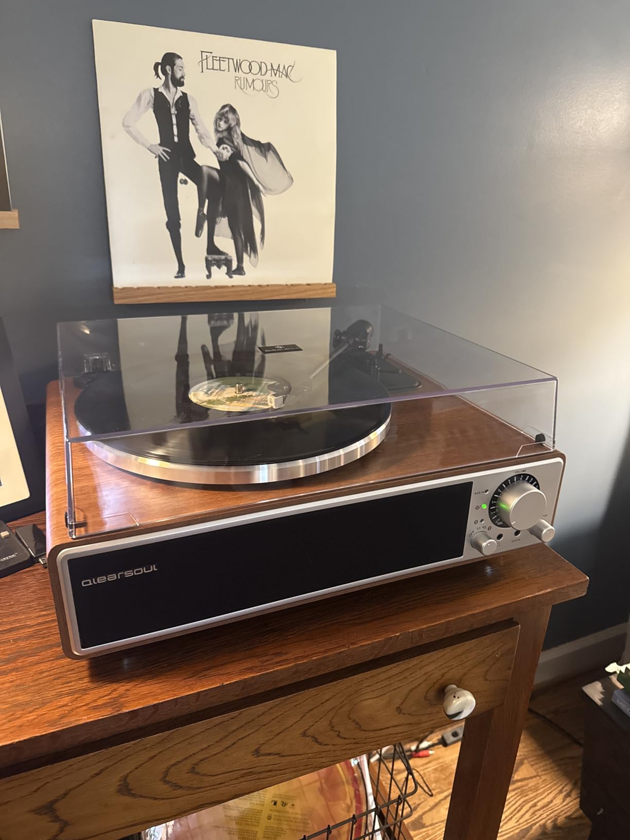 ONE-Q All-in-one Vinyl Record Player with Bluetooth 5.4 customer photo 2