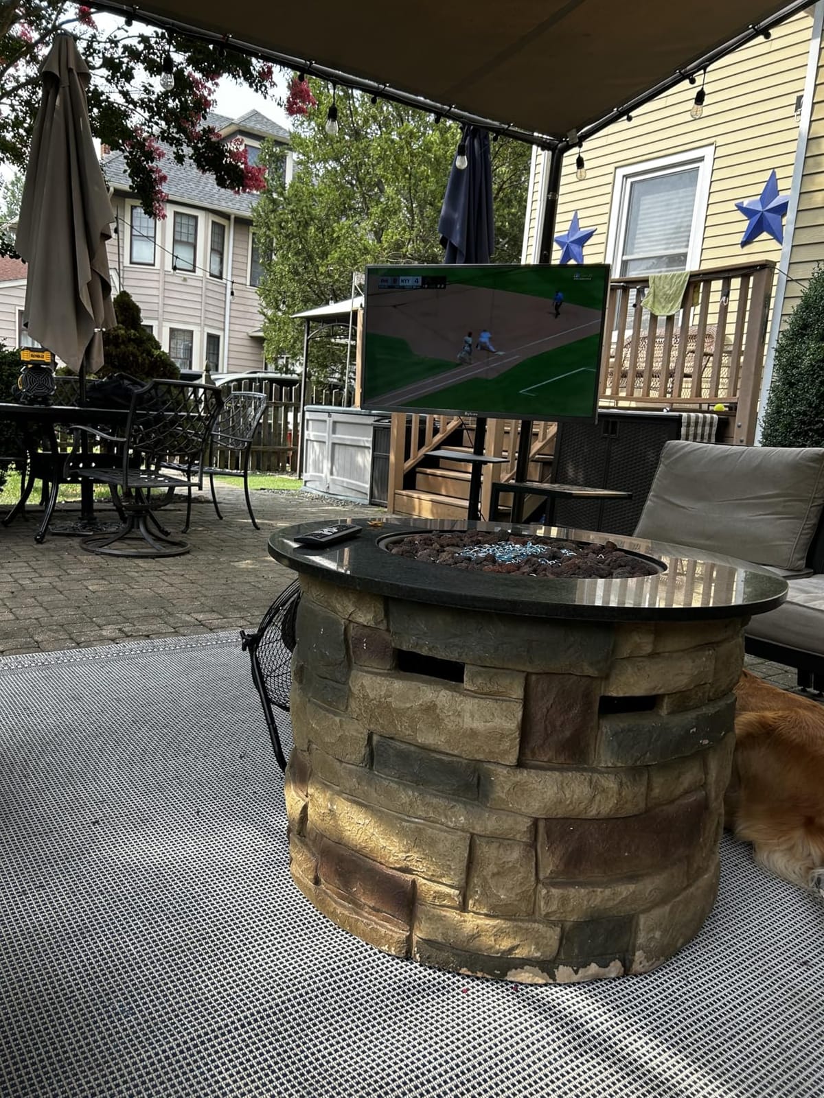 SYLVOX 43 Inch Outdoor TV, Weatherproof Google TV, IP56 Waterproof TVs customer photo 1
