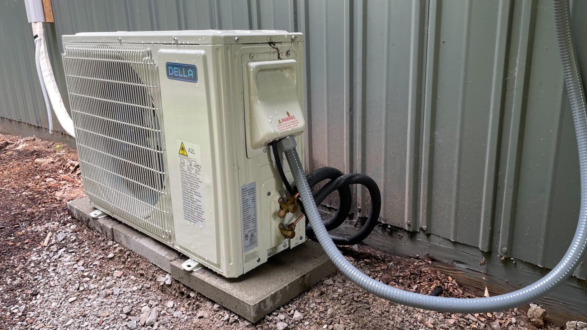 DELLA Motto Series 12000 BTU Mini Split AC, Cools up to 550 Sq.Ft, 19 SEER2 230V, Energy Efficient, Ductless Inverter System, 1 Ton Pre-Charged Heat Pump, Works with Alexa and WiFi, 16.4ft Kits customer photo 2