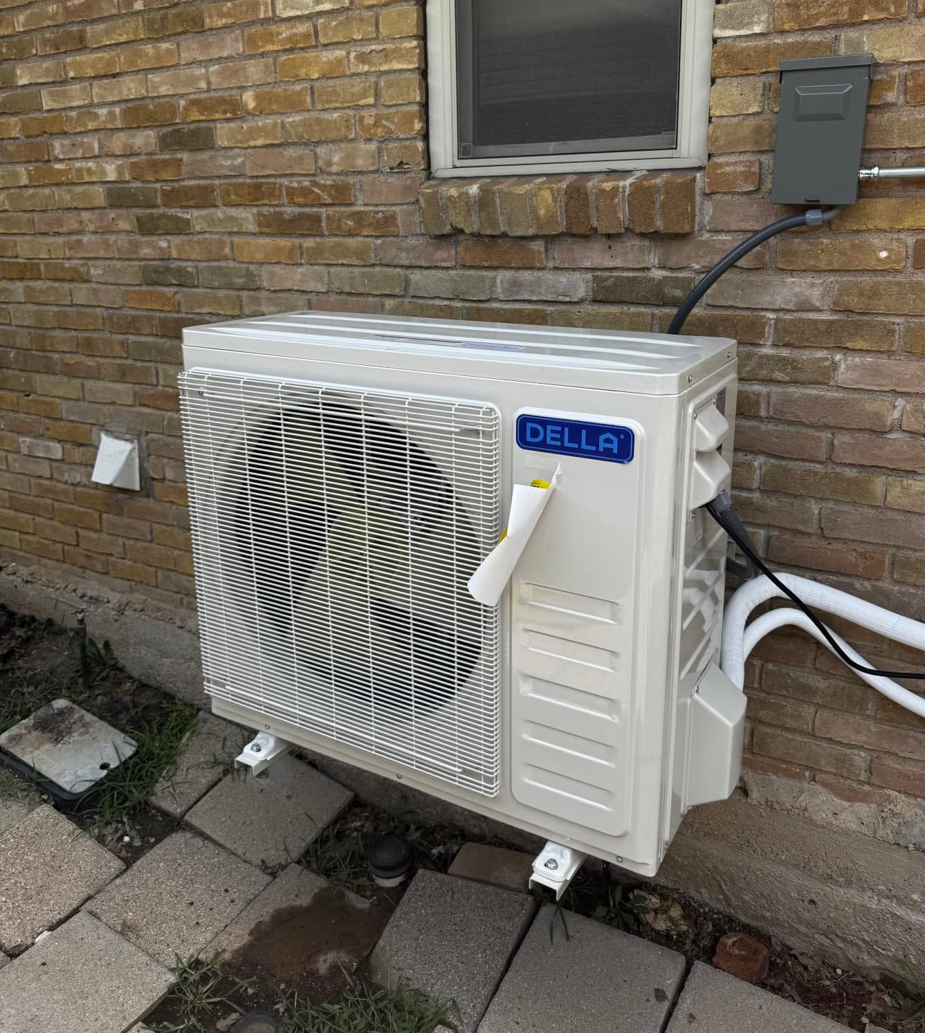 DELLA Vario Series 9000 BTU Mini Split Air Conditioner, Work with Alexa and Wifi, 20 SEER2, Energy Star, 0.75 Ton, Cools Up to 400 Sq.Ft, Ductless Inverter System, Heat Pump Pre-Charged, 16.4ft Kits customer photo 2