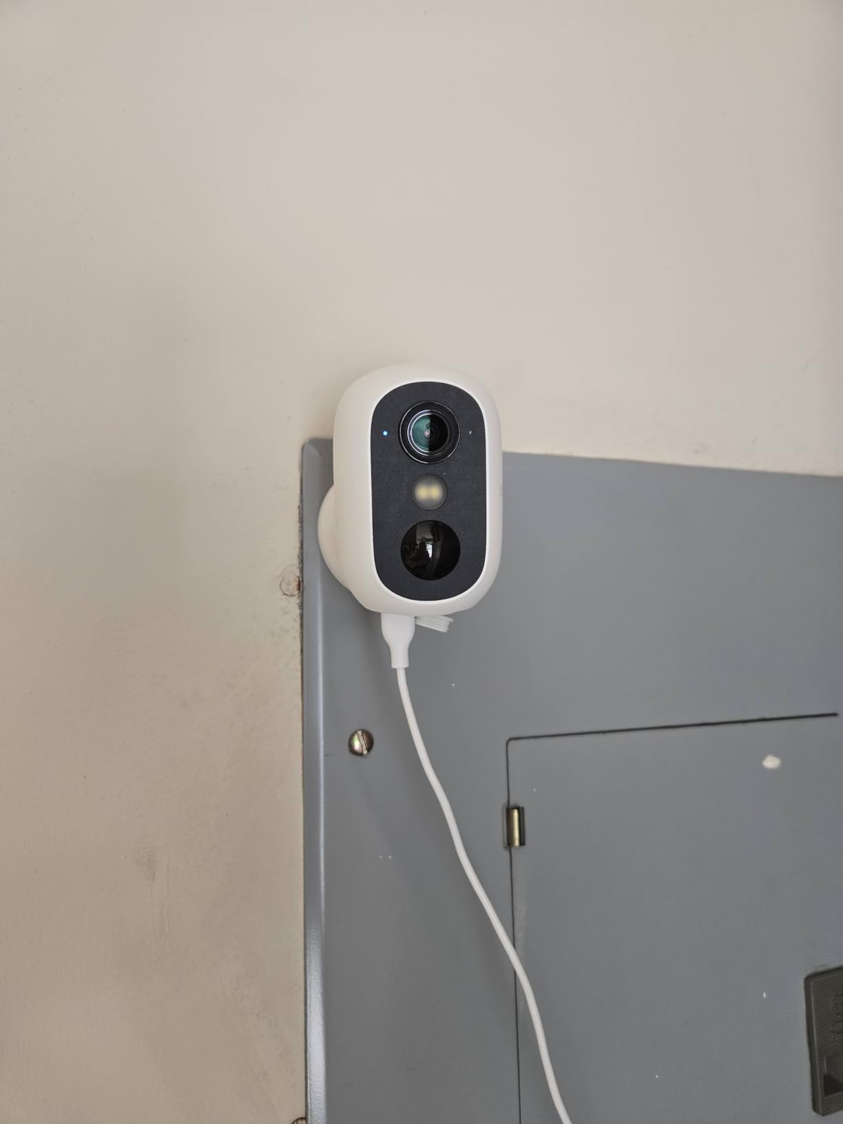 eufy Security eufyCam C35, Wireless Security Camera, Outdoor and Indoor customer photo 1