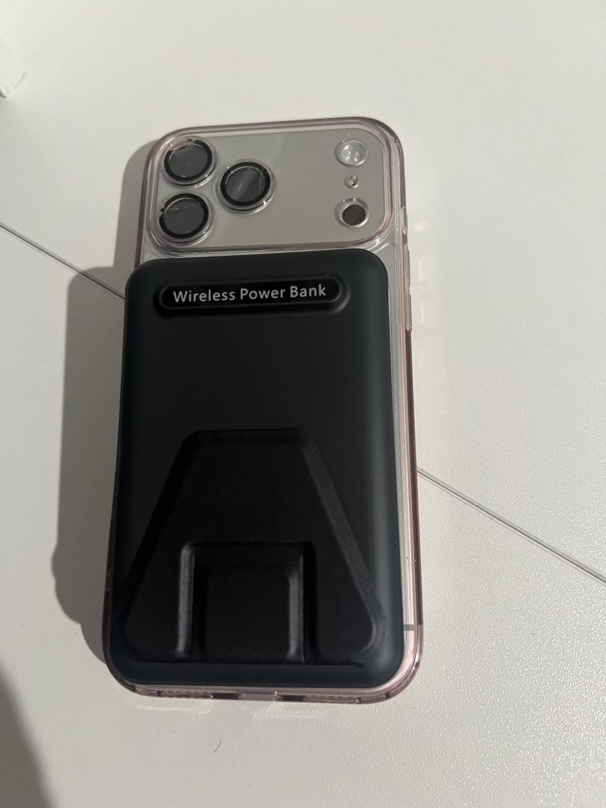 AOGUERBE Magnetic Power Bank, 10000mAh Wireless Portable Charger with Stand customer photo 1