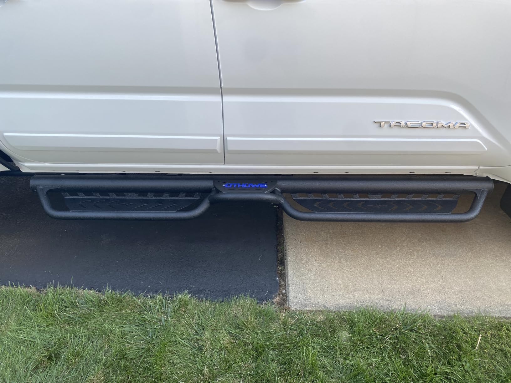 Two-Stair Running Boards for 2015-2026 Ford F150 SuperDuty Crew Cab customer photo 2